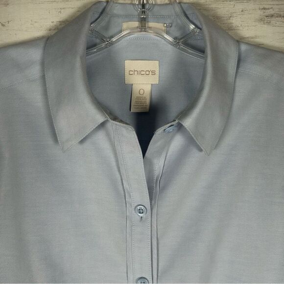Chico’s No Iron Cotton Oxford Blue Classic Button Down Blouse O/ Small - Picture 4 of 10
